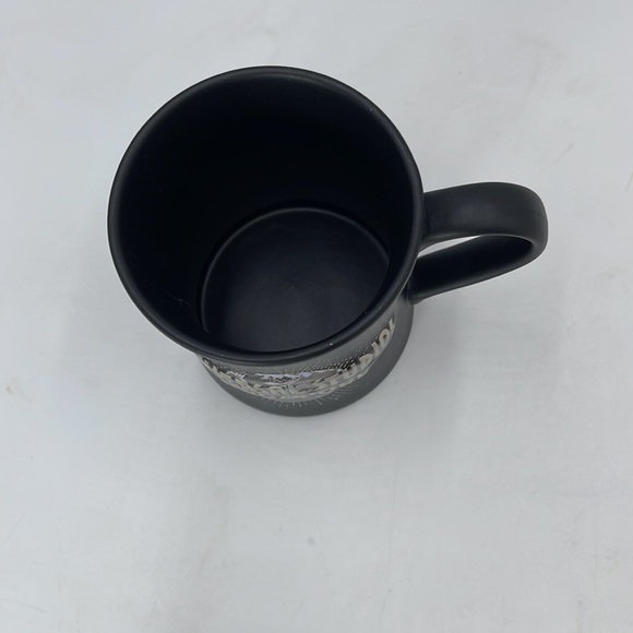 Universal  Studios Singapore Mug - Picture 2 of 5